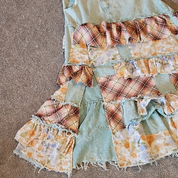 Oli & Hali Denim Skirt - Multicolor Patchwork - Picture 3 of 10